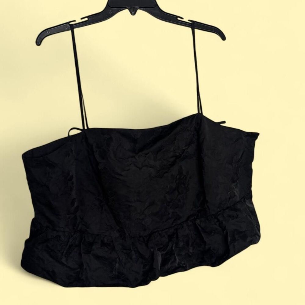 H&M Black Ruffle Crop-top